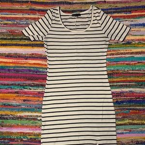 Women’s Form Fitting Dress